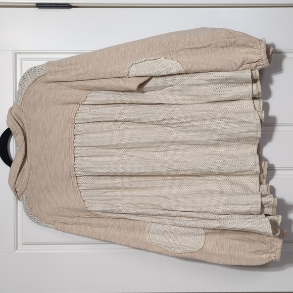 POL Tan And Cream Ruffled Shacket - Picture 3 of 4